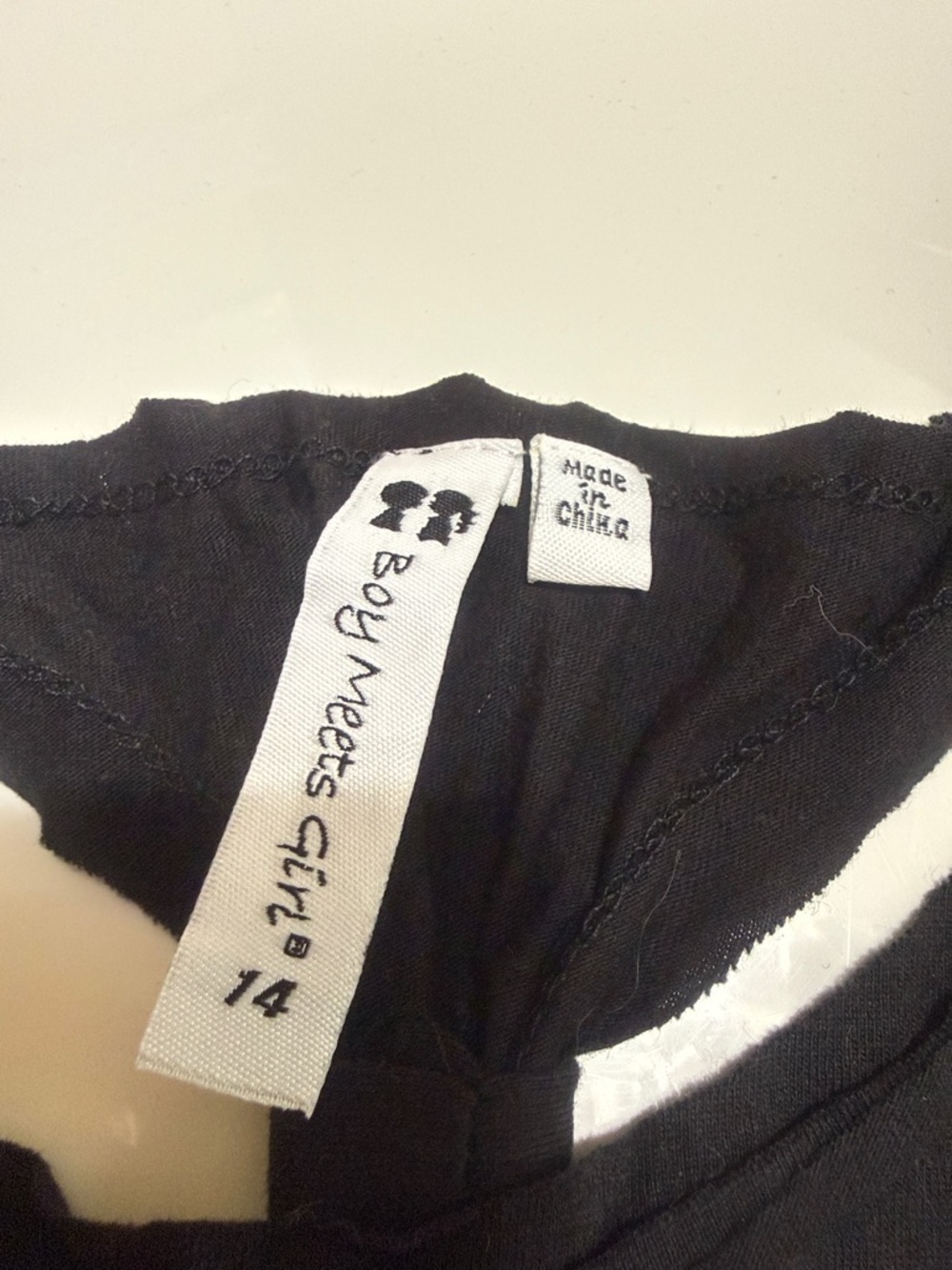 NWT Razorback Tank - Picture 4 of 5